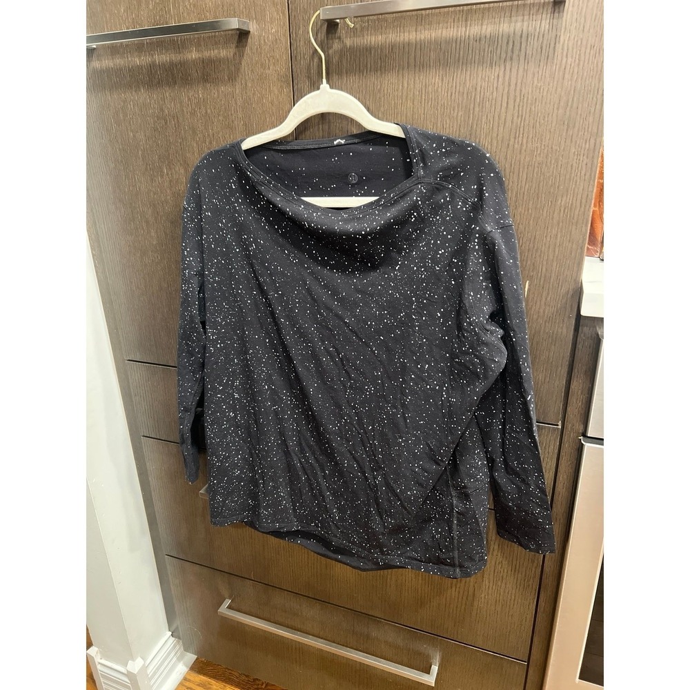 Lululemon black speckled back in action long sleeve women's 10